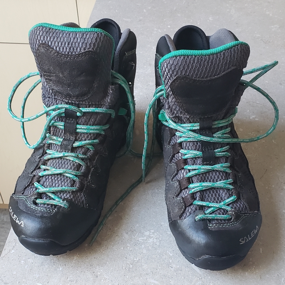 salewa alpenrose mid gtx blackout hiking boots - w